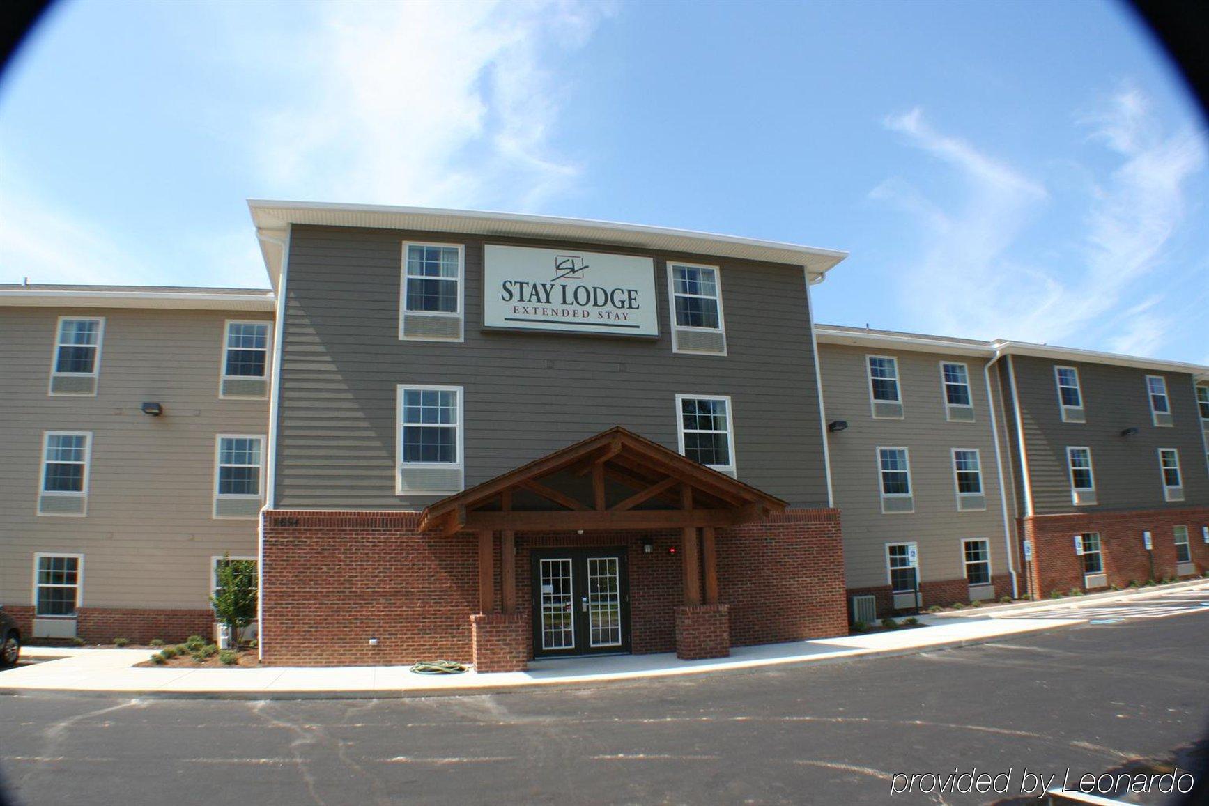 אוברן Stay Plus Extended Stay Suites מראה חיצוני תמונה